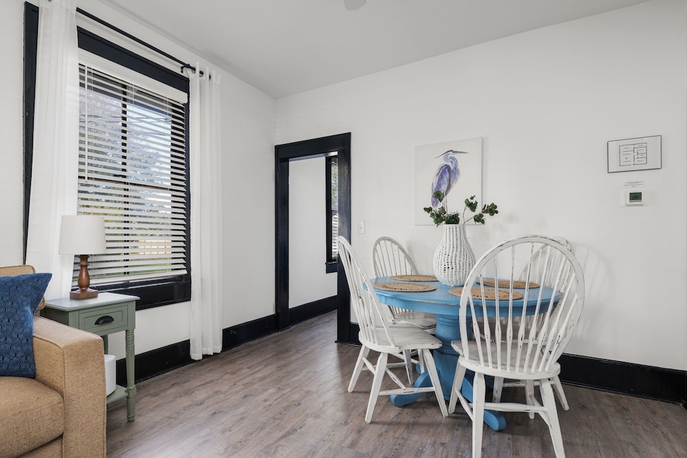 Pacific Cove Manor - photo 19