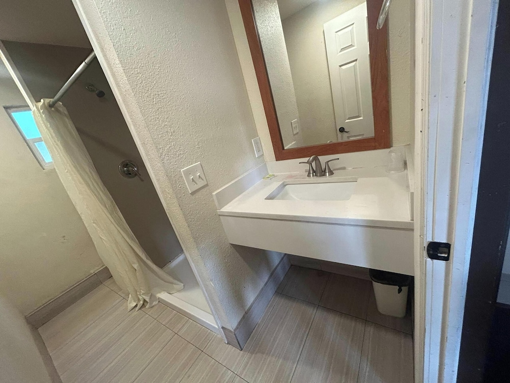 Del Rancho Motel - photo 35