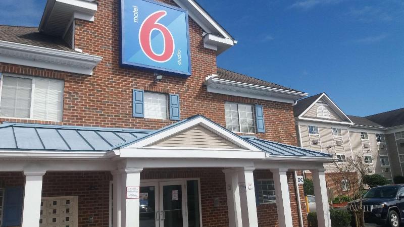 Motel 6 Myrtle Beach SC - featured photo