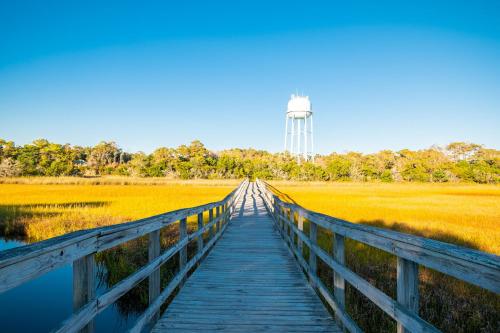 All About The Views by Oak Island Accommodations - photo 31