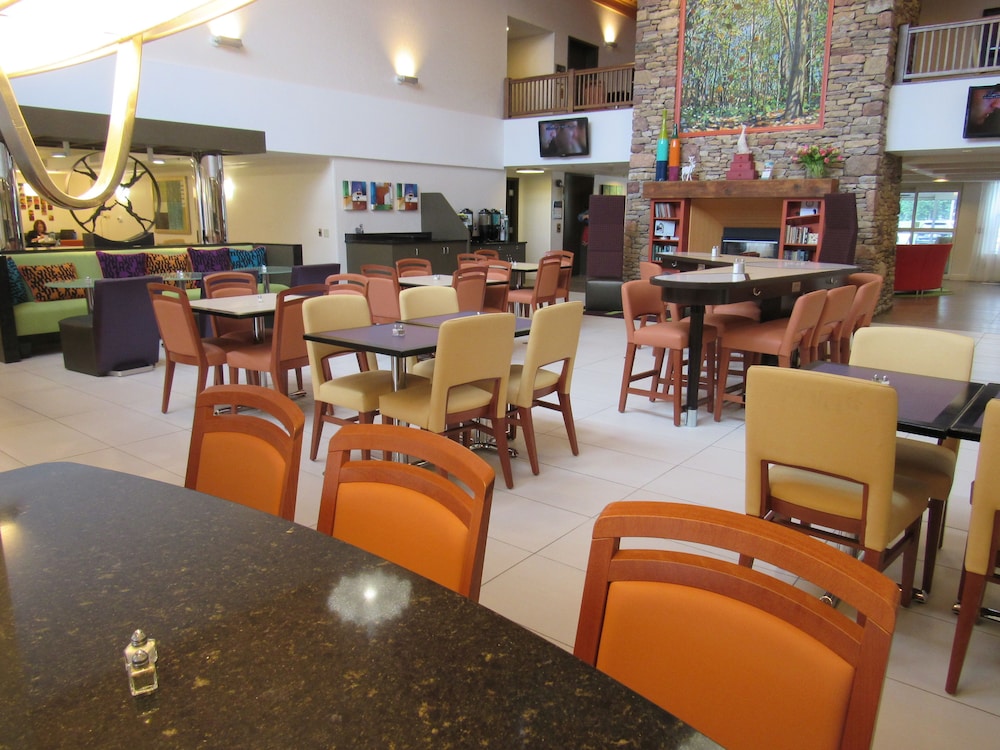 Homewood Suites by Hilton Harrisburg West Hershey Area - photo 31