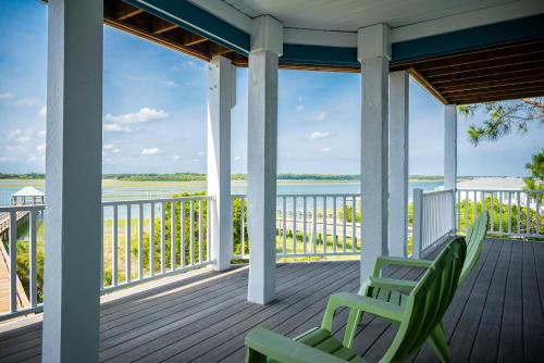 Pier Pleasure by Oak Island Accommodations - photo 24