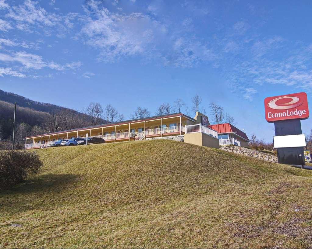 Econo Lodge Near Bluefield College - featured photo