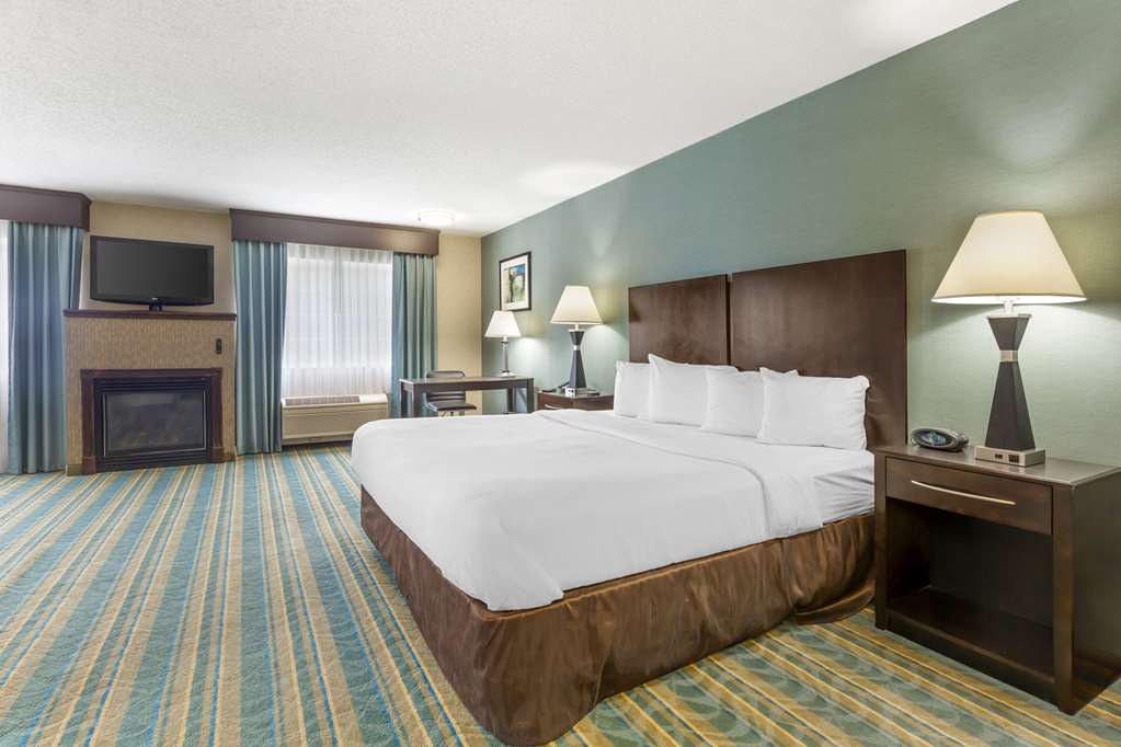 Best Western Plus Berkshire Hills Inn & Suites - photo 27