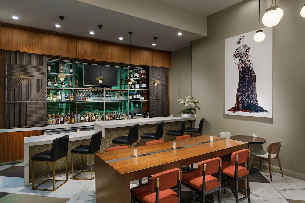 DoubleTree by Hilton Hotel New York City Chelsea - photo 25