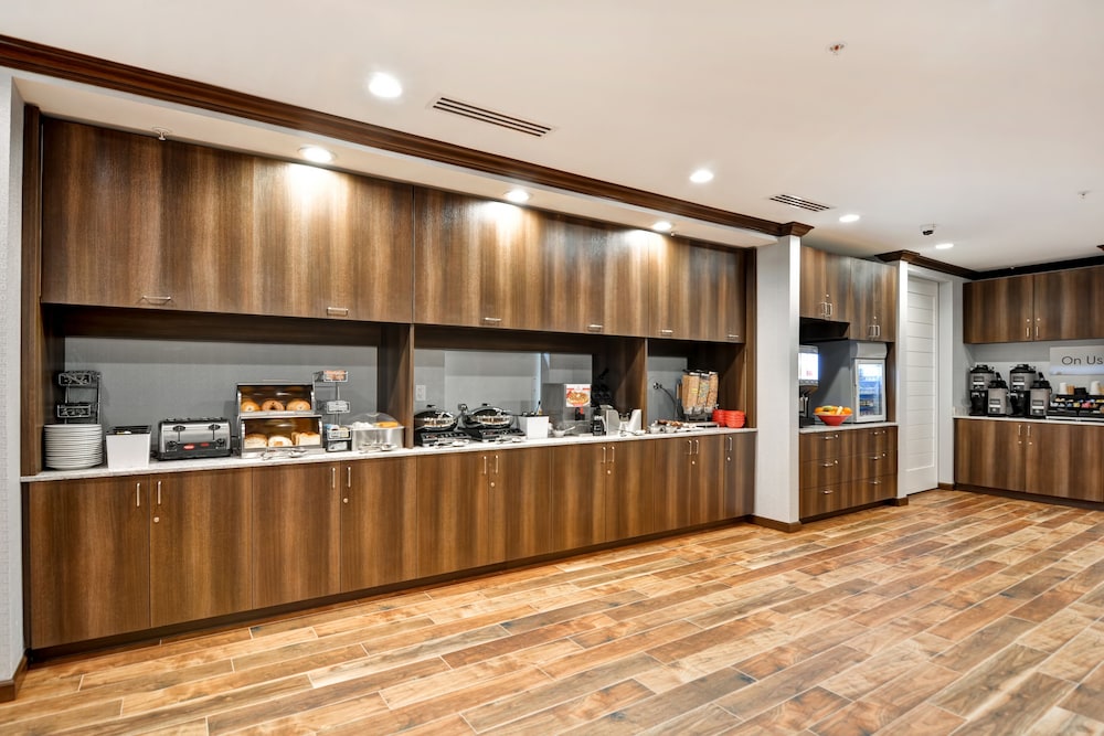TownePlace Suites by Marriott Bridgewater Branchburg - photo 24