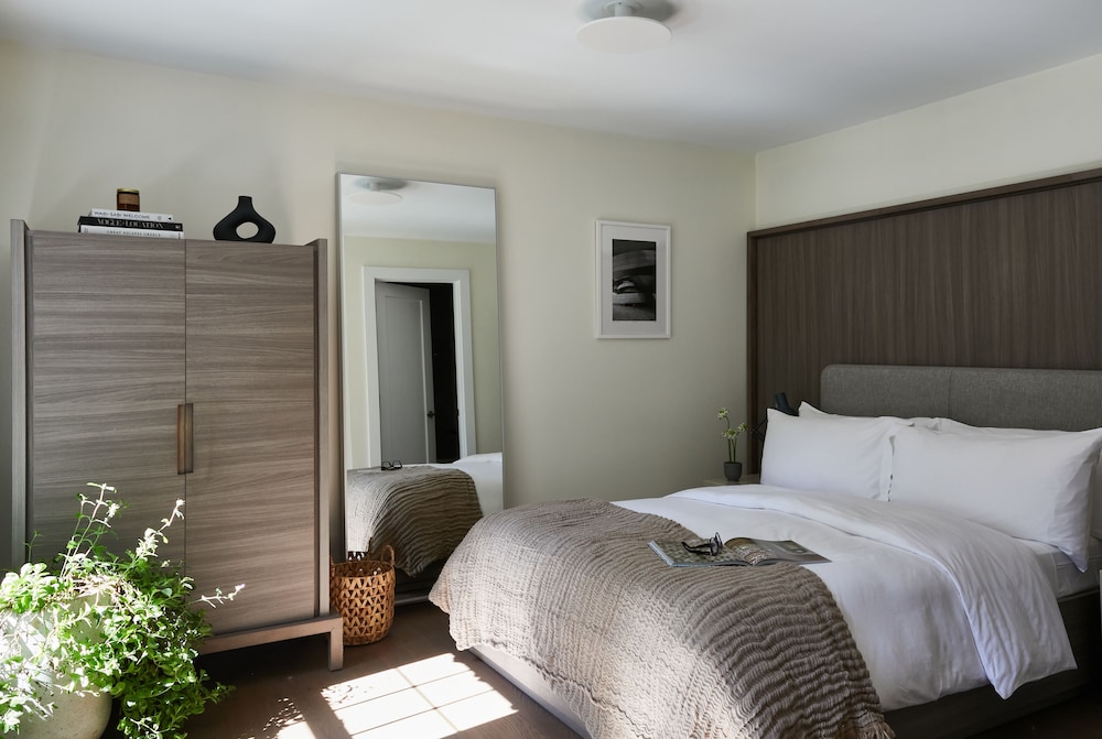The Roundtree Amagansett - photo 11