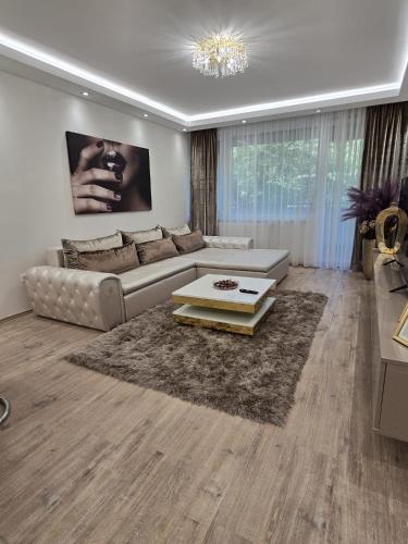 Rebany Apartman 3 — 4-Star Luxury Hotel in Debrecen, Hungary