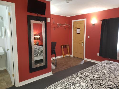 Blue Ridge Motel - photo 11