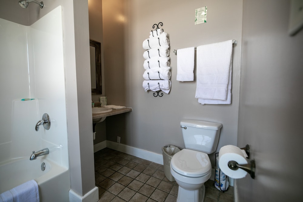 Nauvoo Temple House Hotel - photo 66