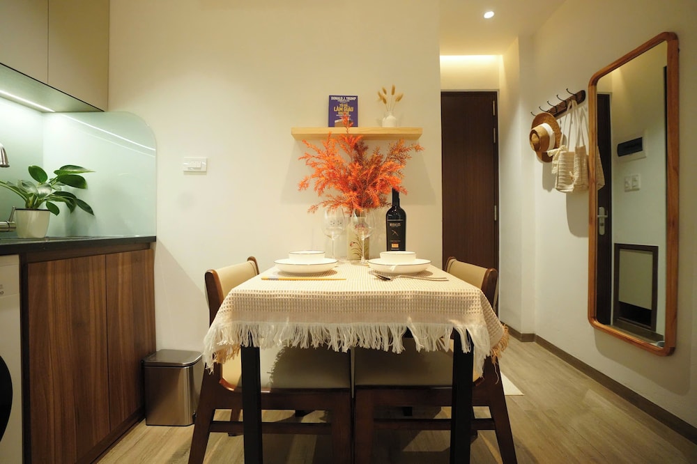 Aurelia Apartments 22313589 — Tay Ho