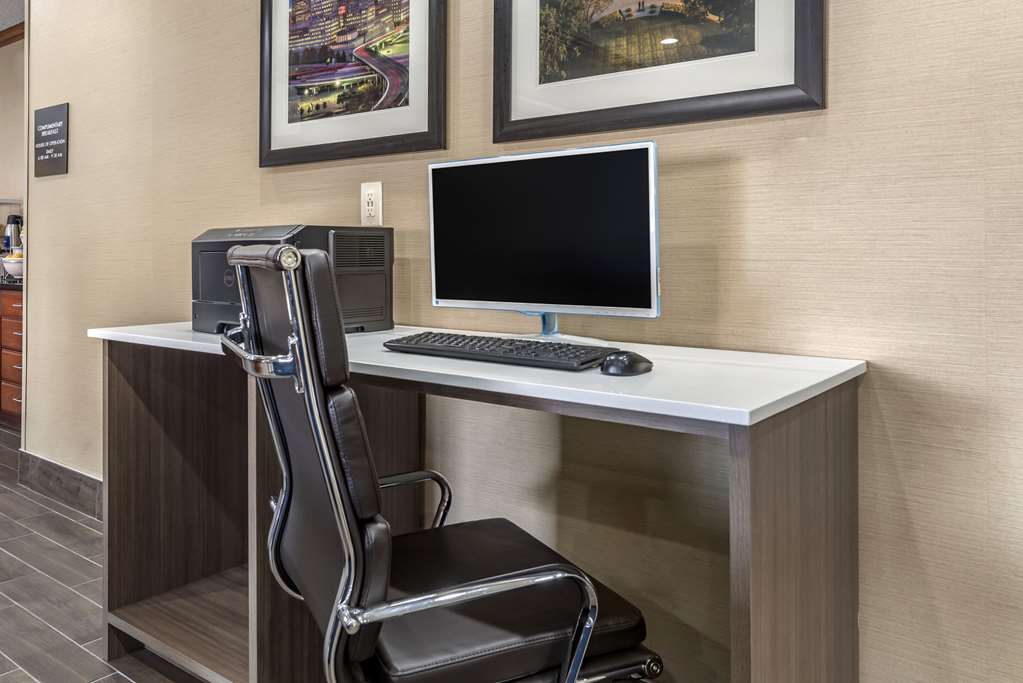 Comfort Inn & Suites Middletown Franklin - photo 26