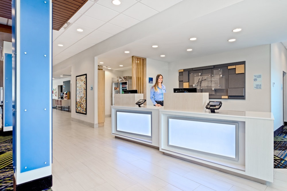 Holiday Inn Express & Suites Niceville Eglin Area by IHG - photo 19