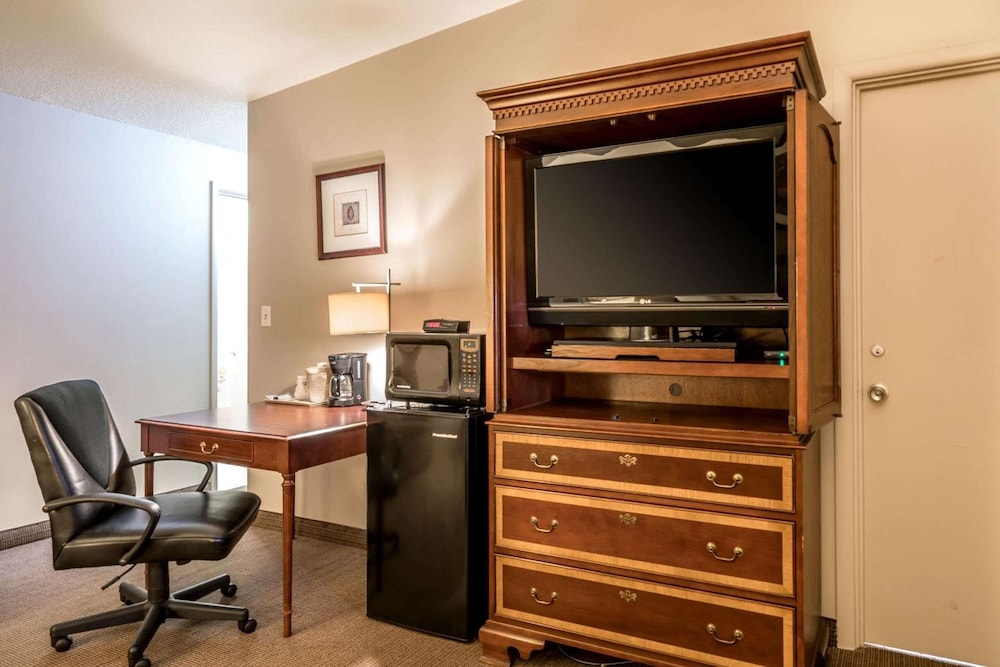 Holiday Lodge Yakima - photo 21