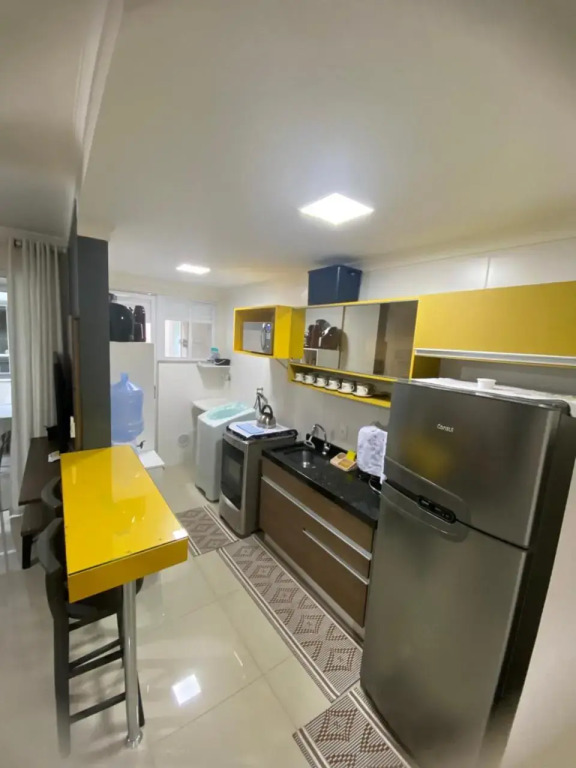 Aluguel de Apartamento 2 quartos sendo 1 suíte para 6 pessoas em Bombas