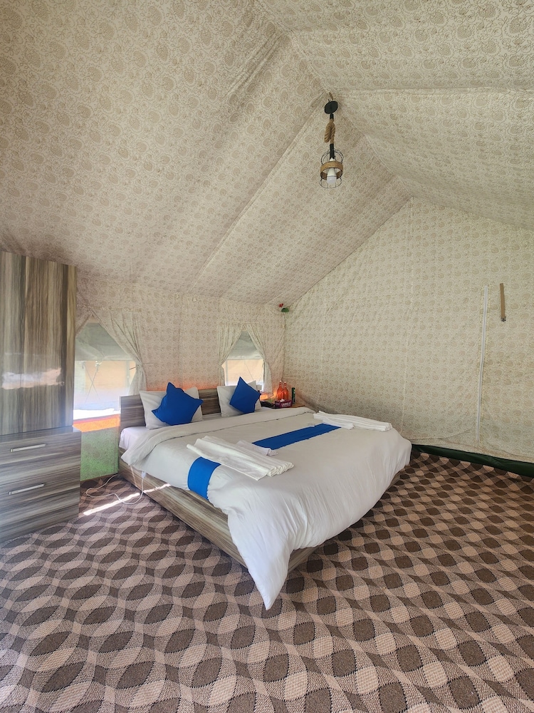 Snowber Resorts - last minute hotel in Srinagar
