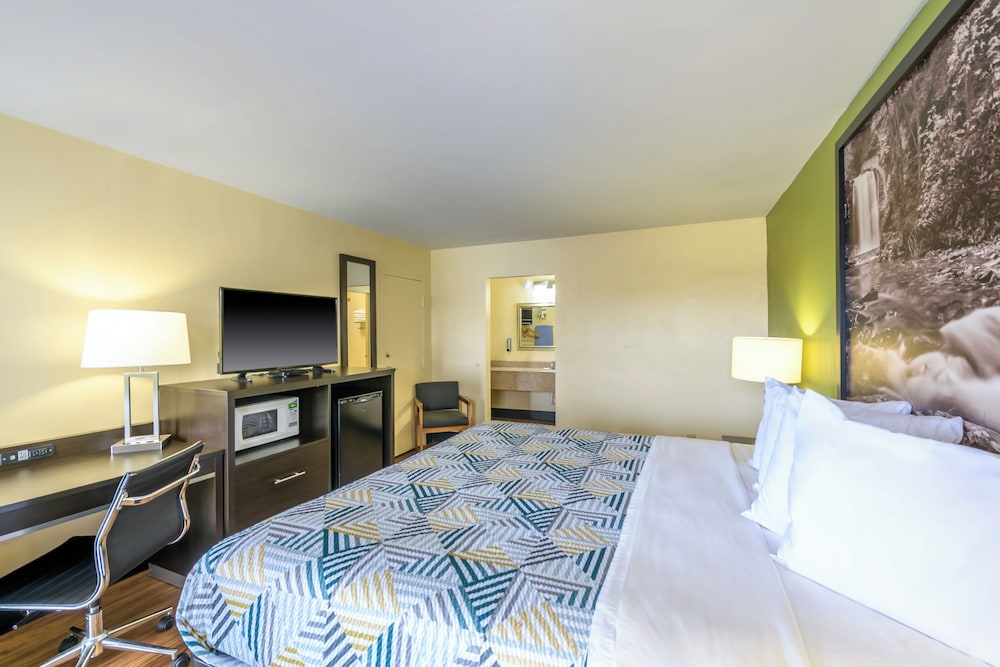 Motel 6 Forsyth GA Tift College - photo 15