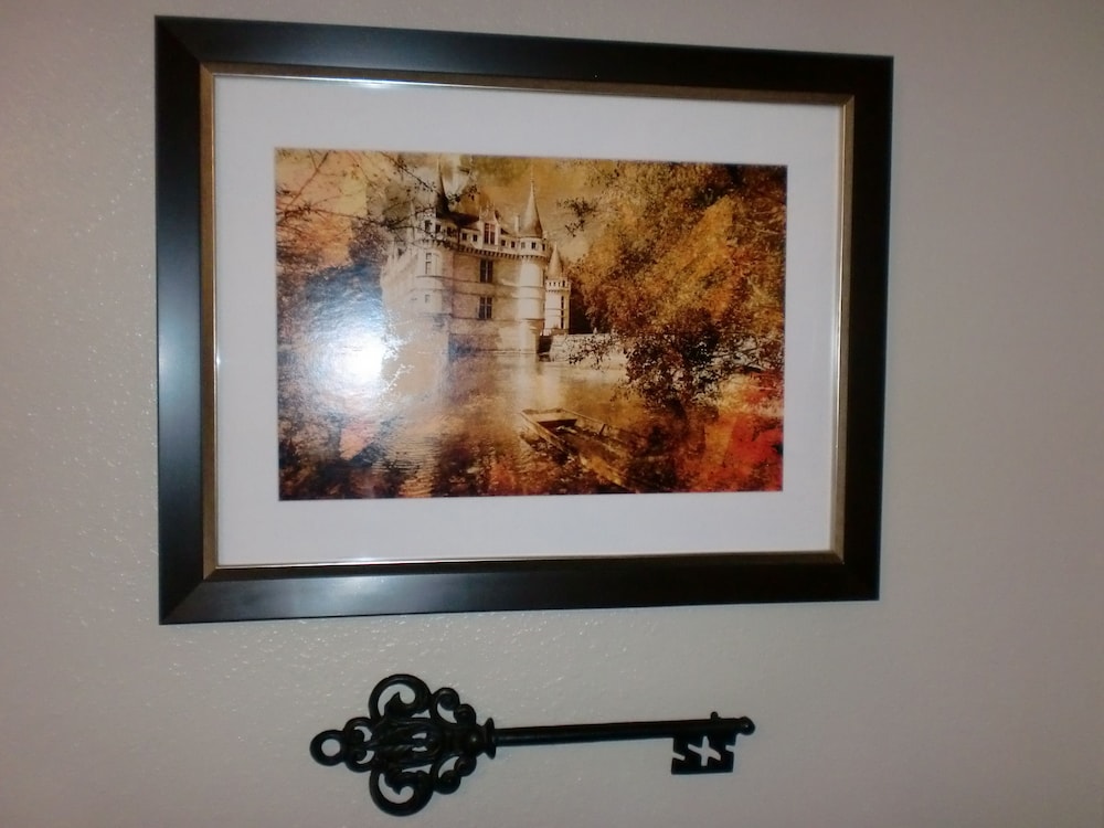 The North Shore Inn - photo 62