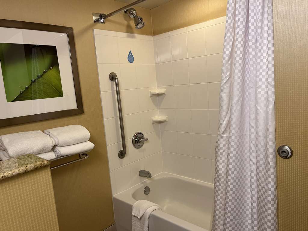 Sonesta Essential Junction City - photo 23