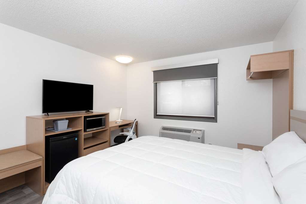 Travelodge by Wyndham Elkhart - photo 19