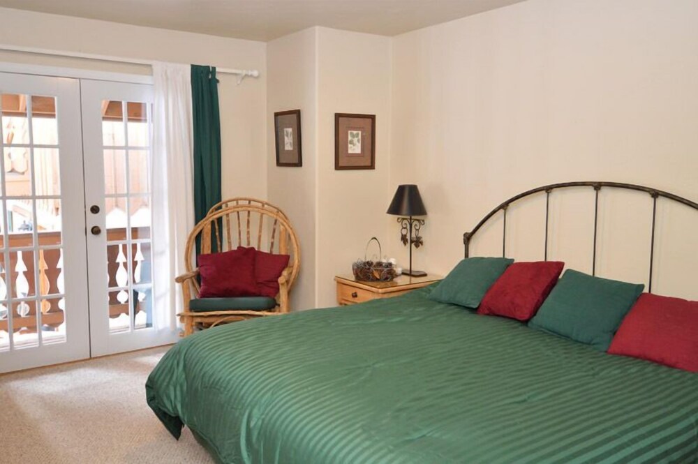 Alpenblick Townhomes - photo 8