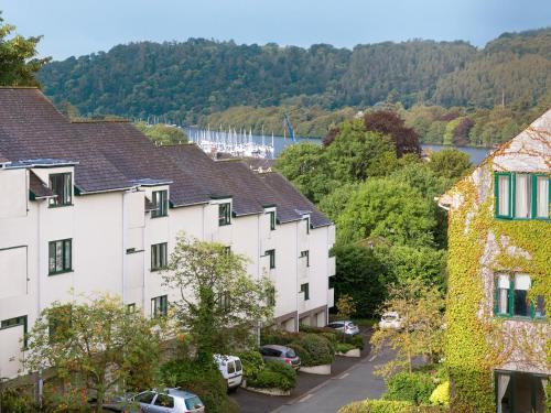 High Brow — 4-Star Luxury Hotel in Windermere, United Kingdom