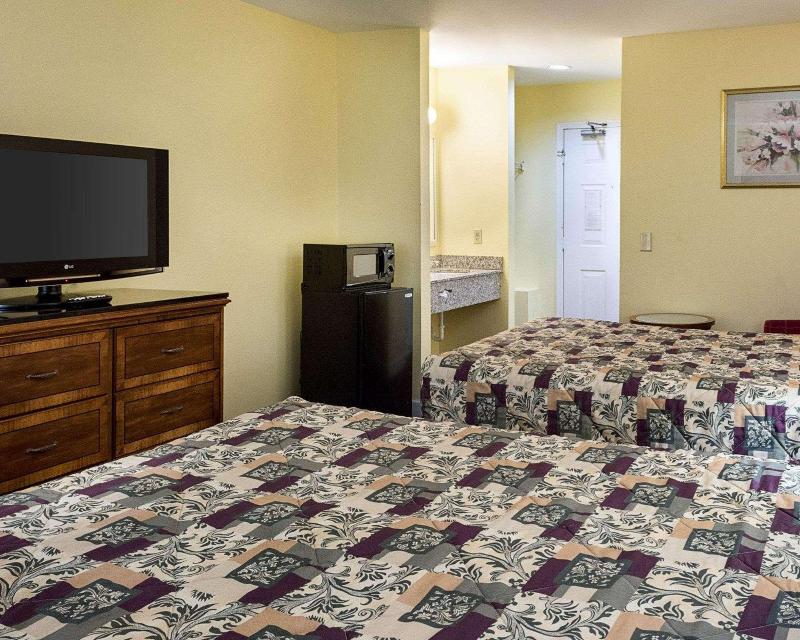 Stonewood Inn & Suites of Carrollton Smithfield - photo 16