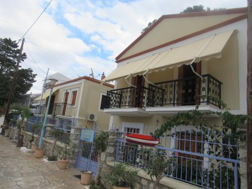Chryssa Rooms — 4-Star Luxury Hotel in Symi, Greece