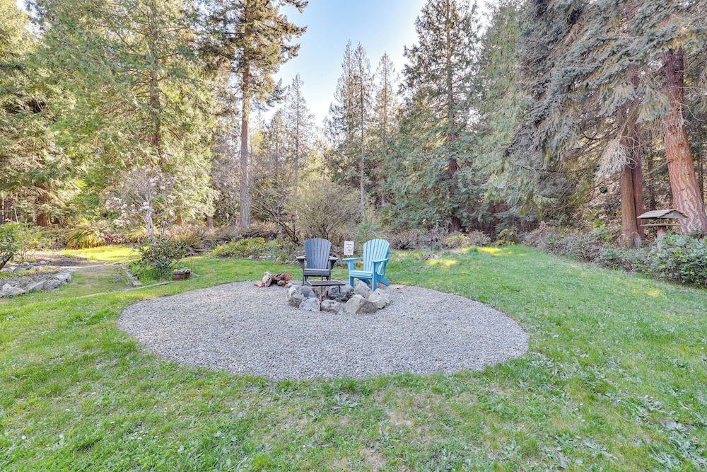 Secluded Port Townsend Retreat Pets Welcome — 4-Star Luxury Hotel in Port Townsend, United States