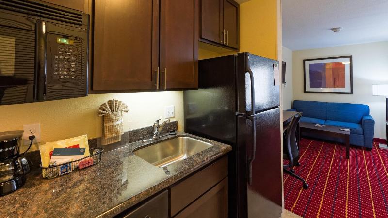 TownePlace Suites El Paso Airport - photo 44