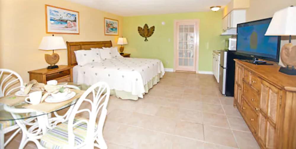 Aqua Beach Hotel - photo 7