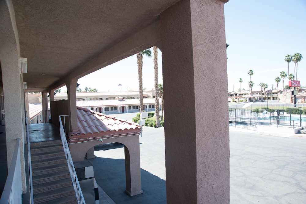Red Roof Inn Blythe - photo 32