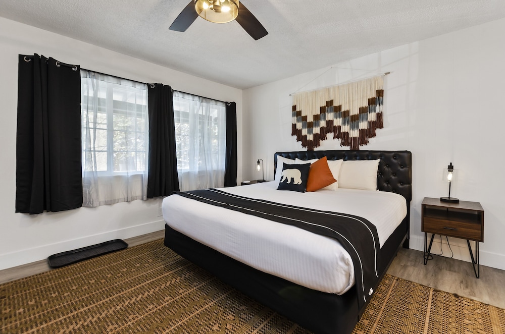 The Jeffrey Hotel - photo 34