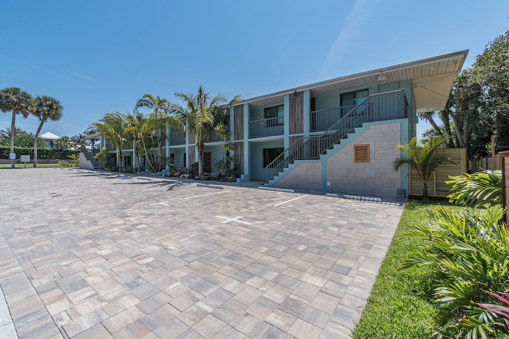 400 South in Cocoa Beach, United States