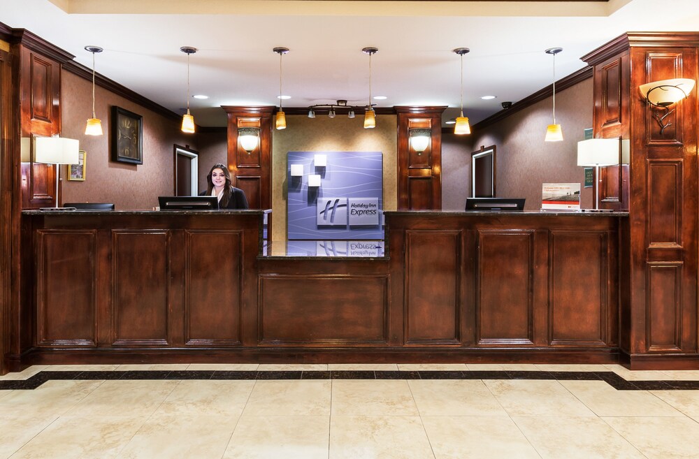 Holiday Inn Express & Suites East Amarillo - photo 3