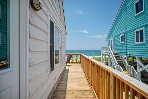 Victorias Seacret by Oak Island Accommodations - photo 37