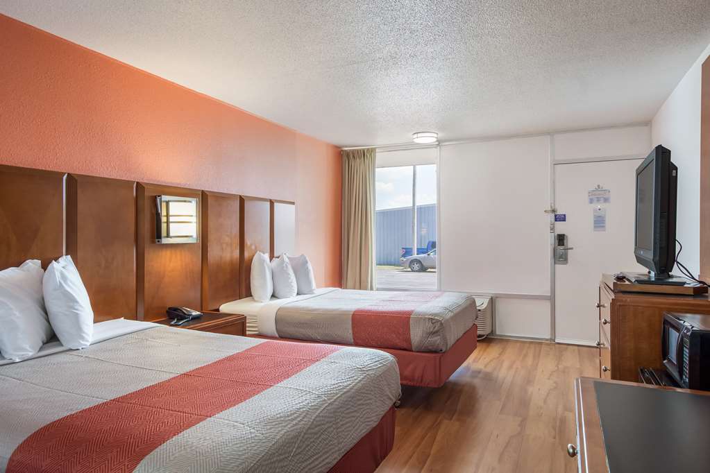 Motel 6 Van Buren AR - photo 10