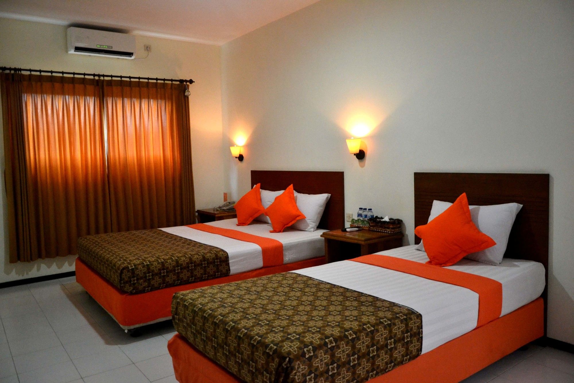 Helios Hotel Malang — Malang — photo 2