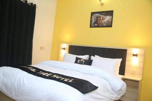 Royal Tree Hotel - carbon neutral hotel in Lahore