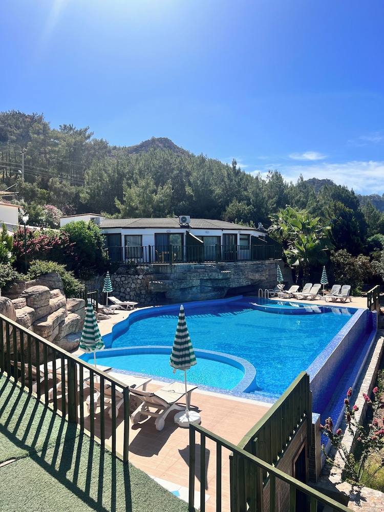 Teras Orhaniye — Marmaris