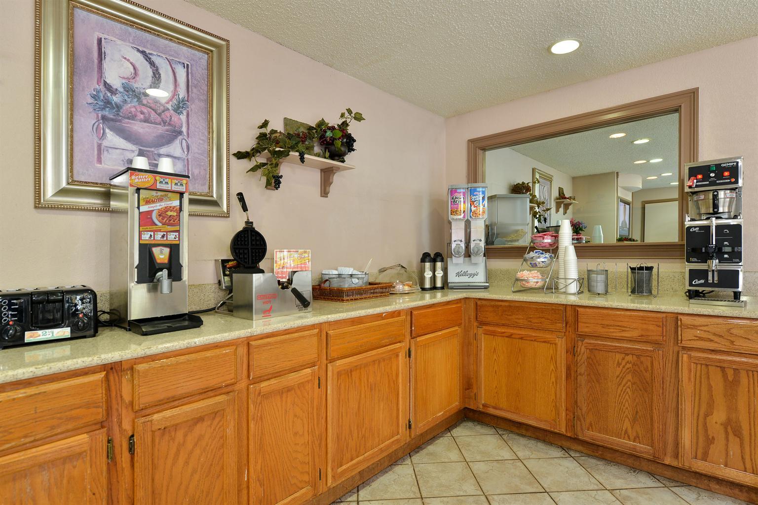 Rodeway Inn North Little Rock AR - photo 25