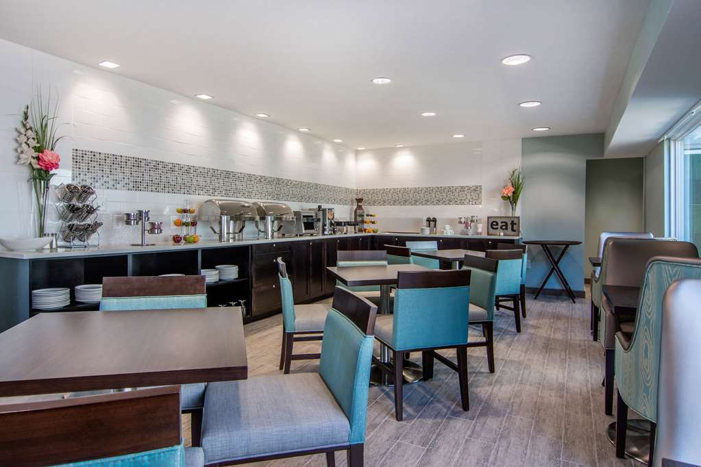 Clarion Inn & Suites Atlanta Downtown - photo 33