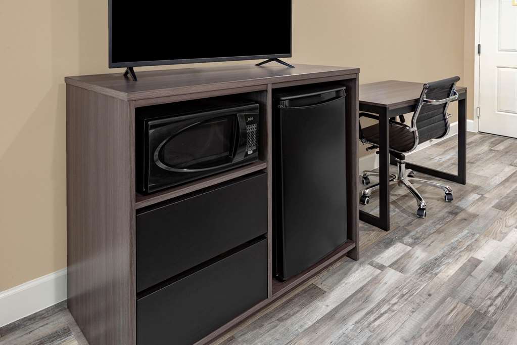 Super 8 by Wyndham Houston NW Beltway 8 West Rd - photo 16
