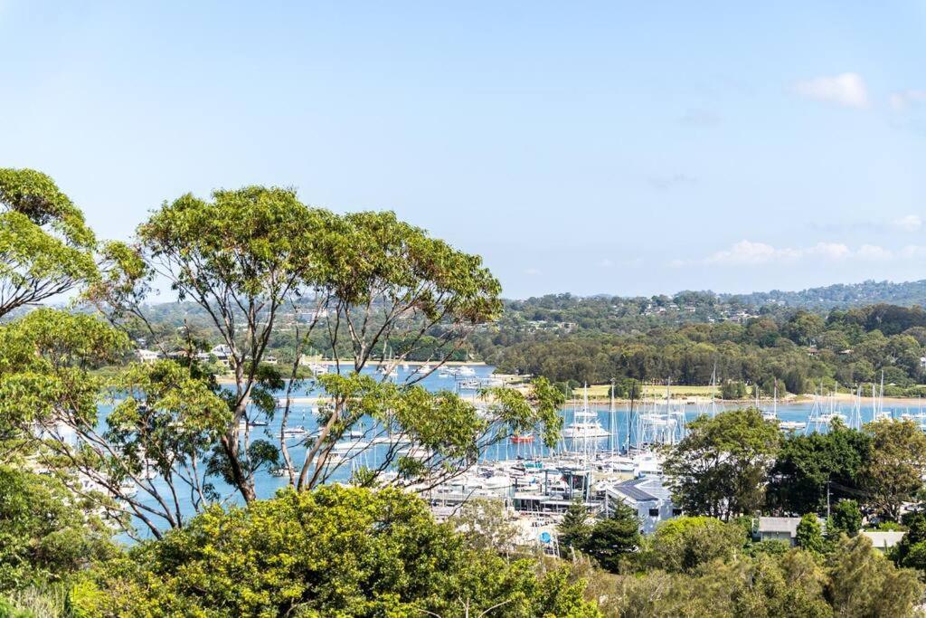 Newly renovated 4 bedroom home in Newport with Pittwater views — 4-Star Luxury Hotel in Newport, Australia