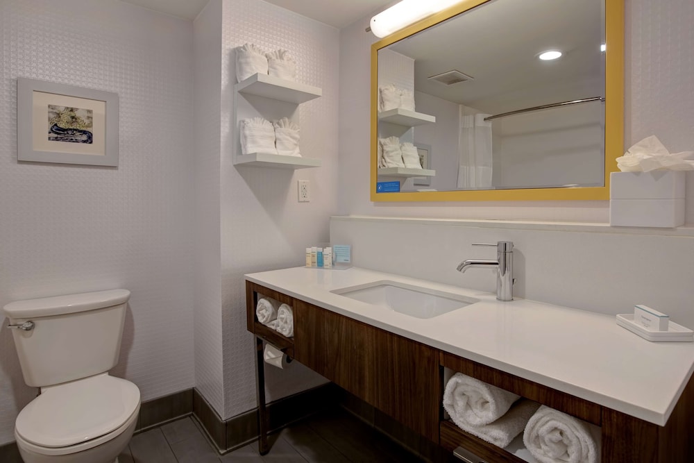 Hampton Inn Olive Branch - photo 31