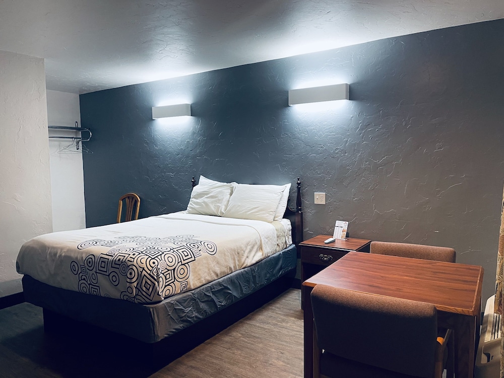 Century 21 Motel - photo 19