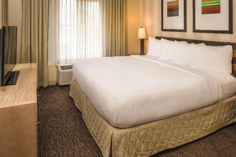 Doubletree By Hilton Beaverton - photo 16