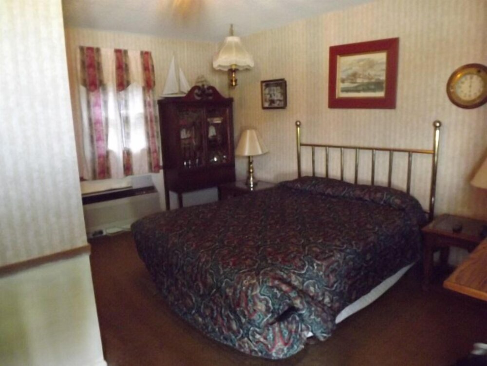 Holiday Motel - photo 10