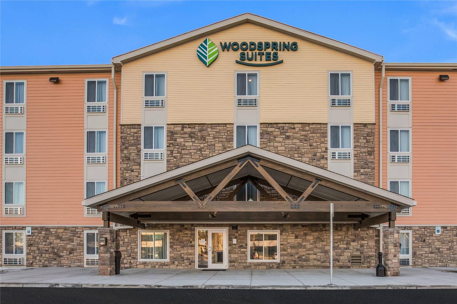 WoodSpring Suites Novi Farmington — hotel in Northville