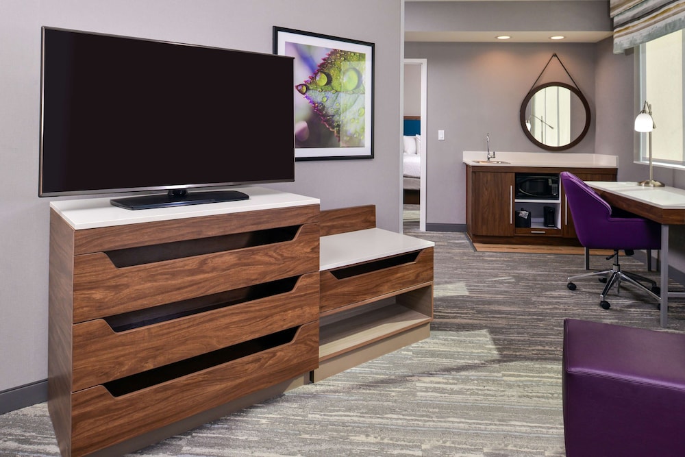 Hampton Inn & Suites Boise Spectrum - photo 42